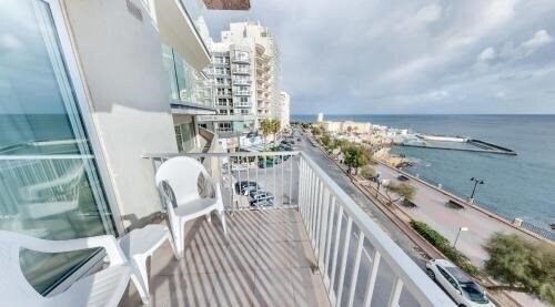 Фотографія Sliema Chalet Hotel 3*