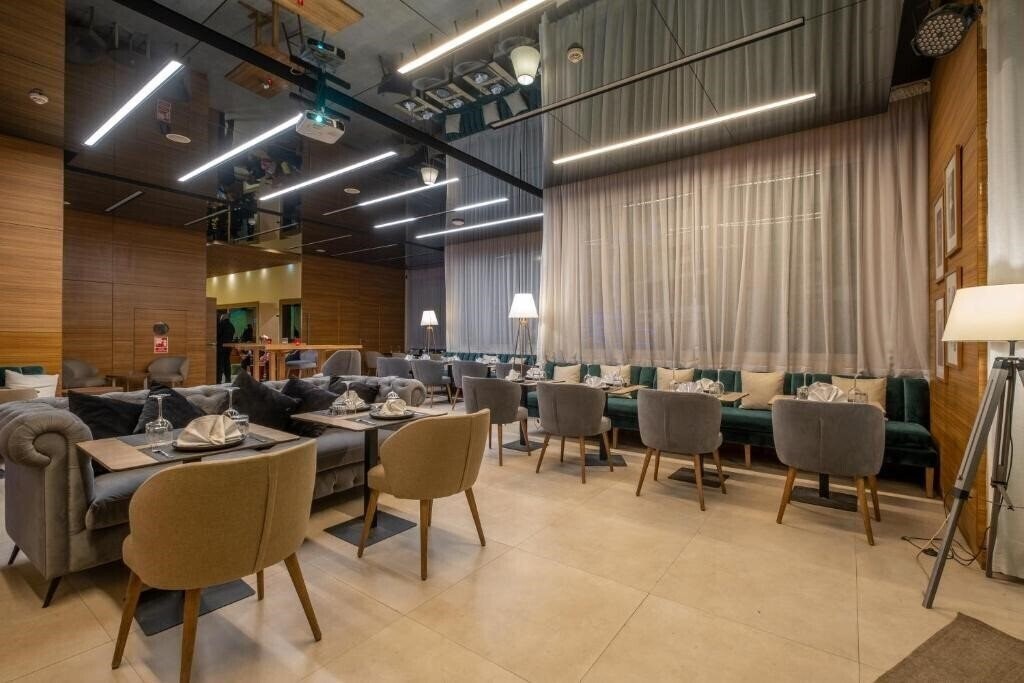 Zdjęcie Kenzi Basma 4*