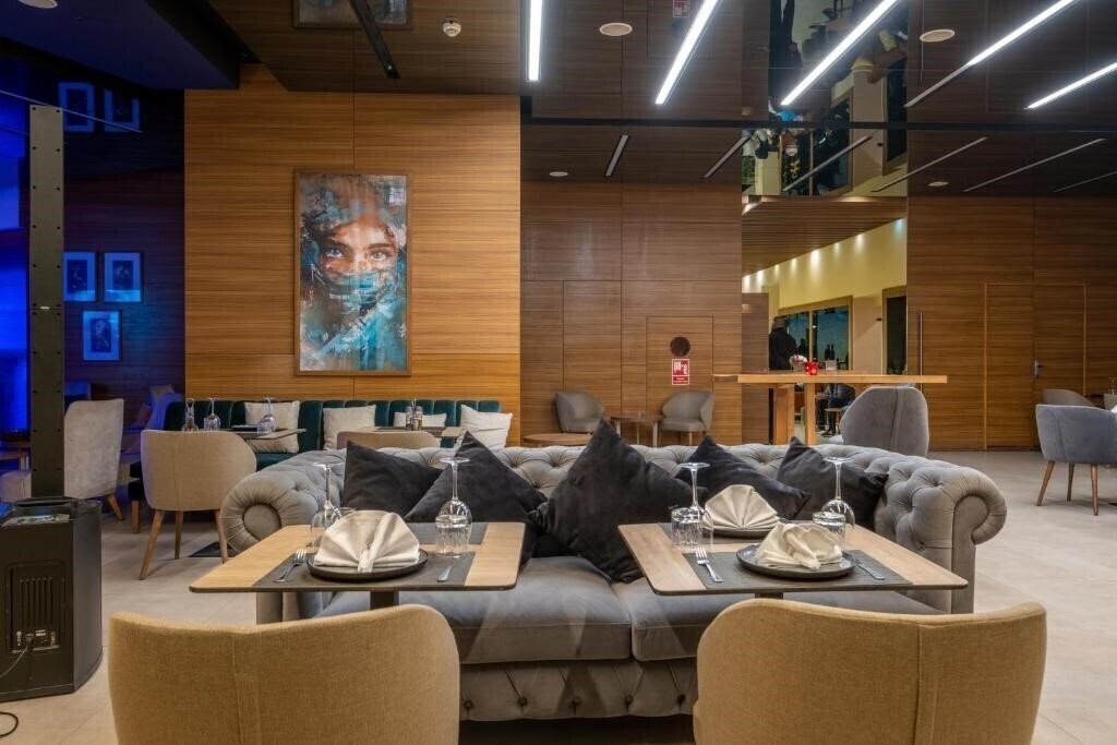 Zdjęcie Kenzi Basma 4*