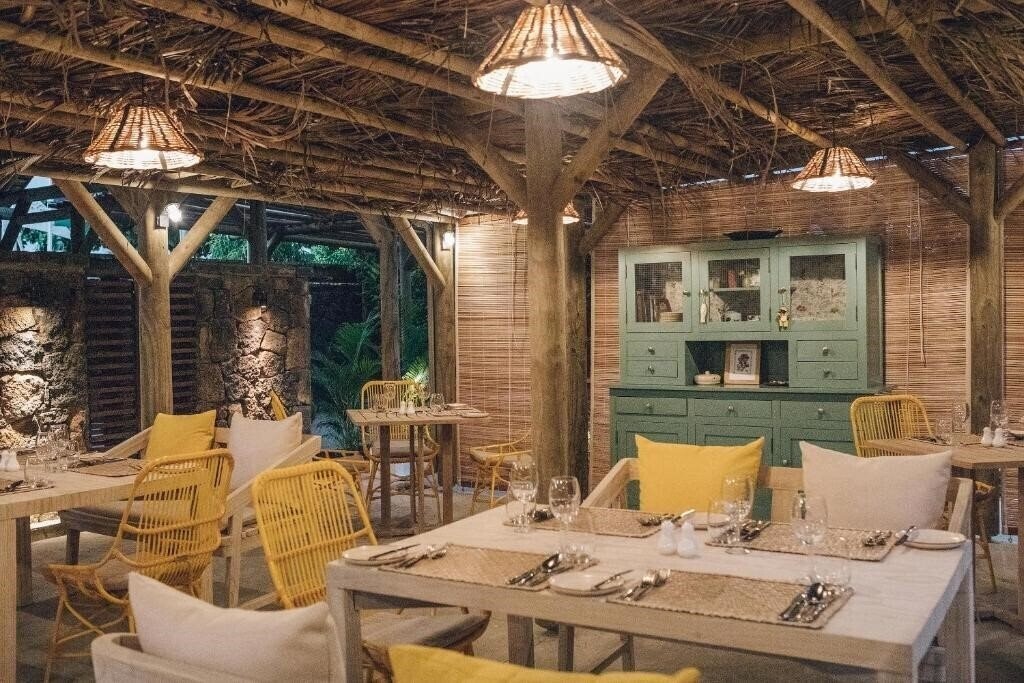 Zdjęcia Friday Attitude 3*