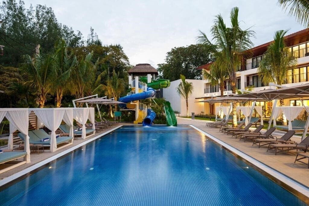 Готель Ocean'S Creek Beach Hotel 4*