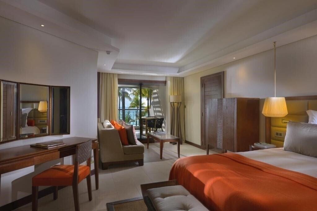 Фото Royal Palm Beachcomber Luxury 5*