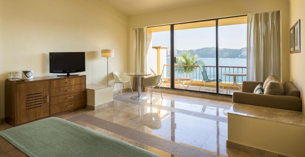 Отель Camino Real Acapulco Diamante 5*