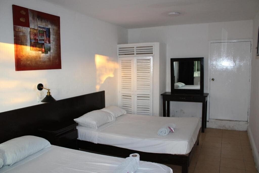 Zdjęcie OYO Hotel Colibri (ex. Hotel Platas) 3*