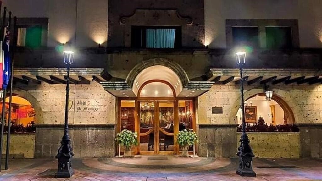 Hotel De Mendoza 4*
