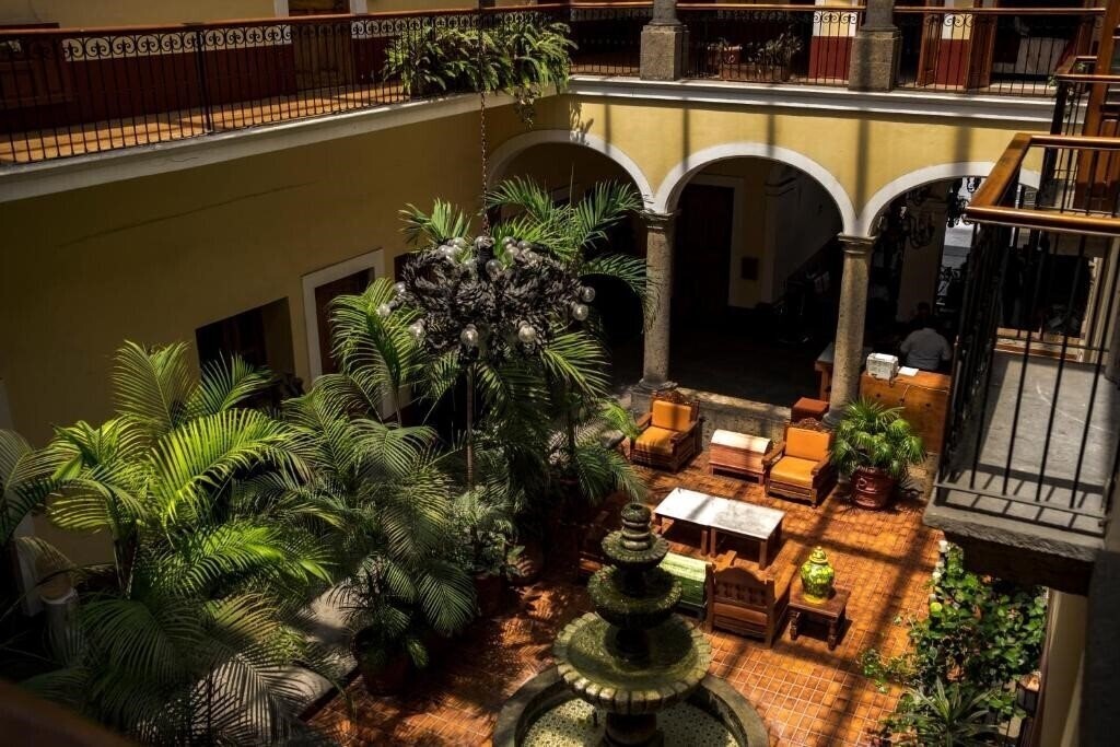 Hotel San Francisco Plaza 3*