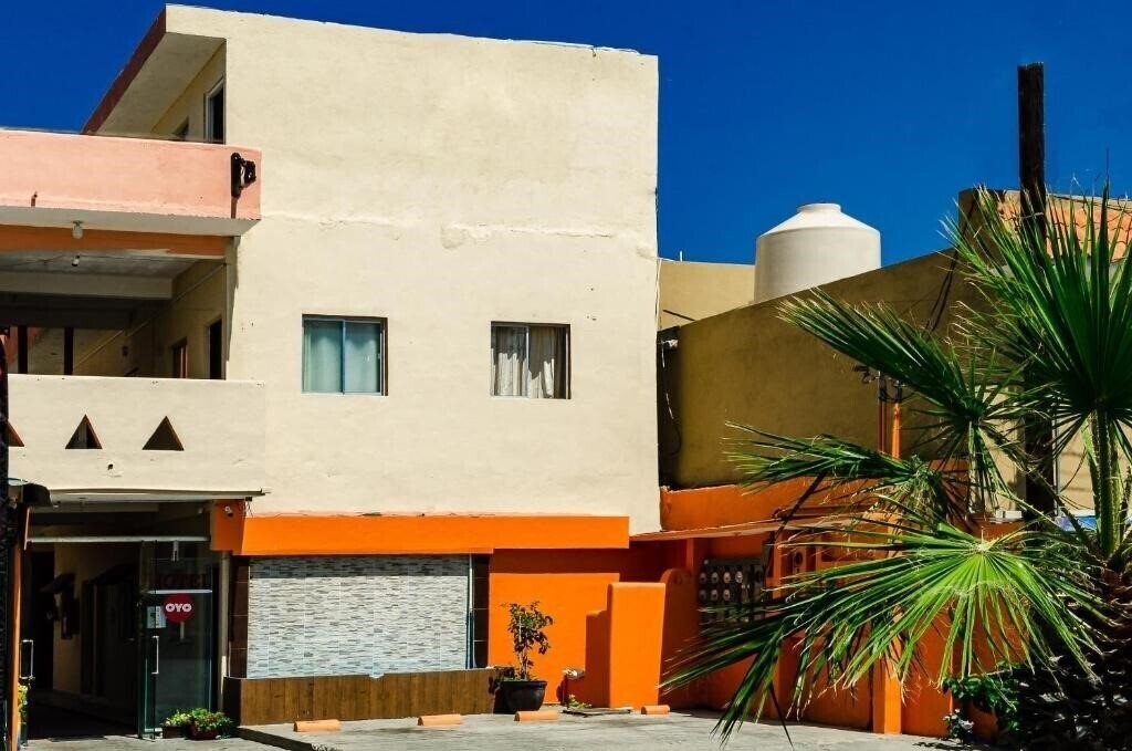 Hotel Oyo Hotel Cabo Del Sur 2*