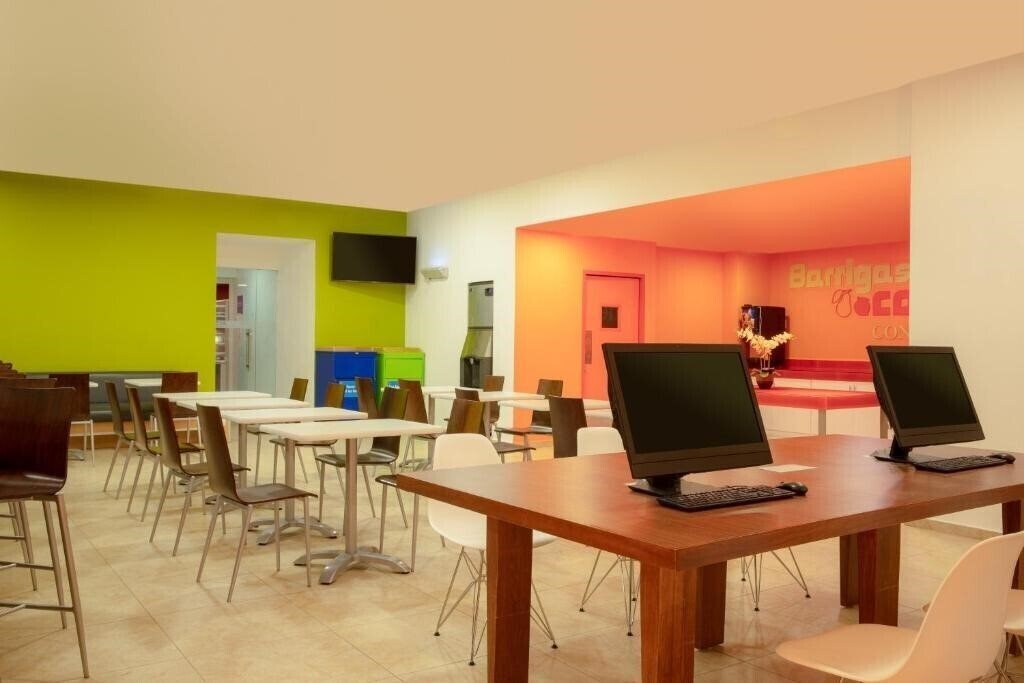 Zdjęcie One Cancun Centro 3*