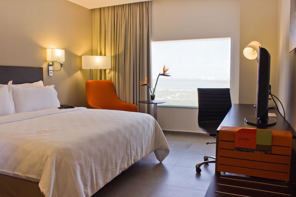 Zdjęcia Fiesta Inn Cancun Las Americas 4*