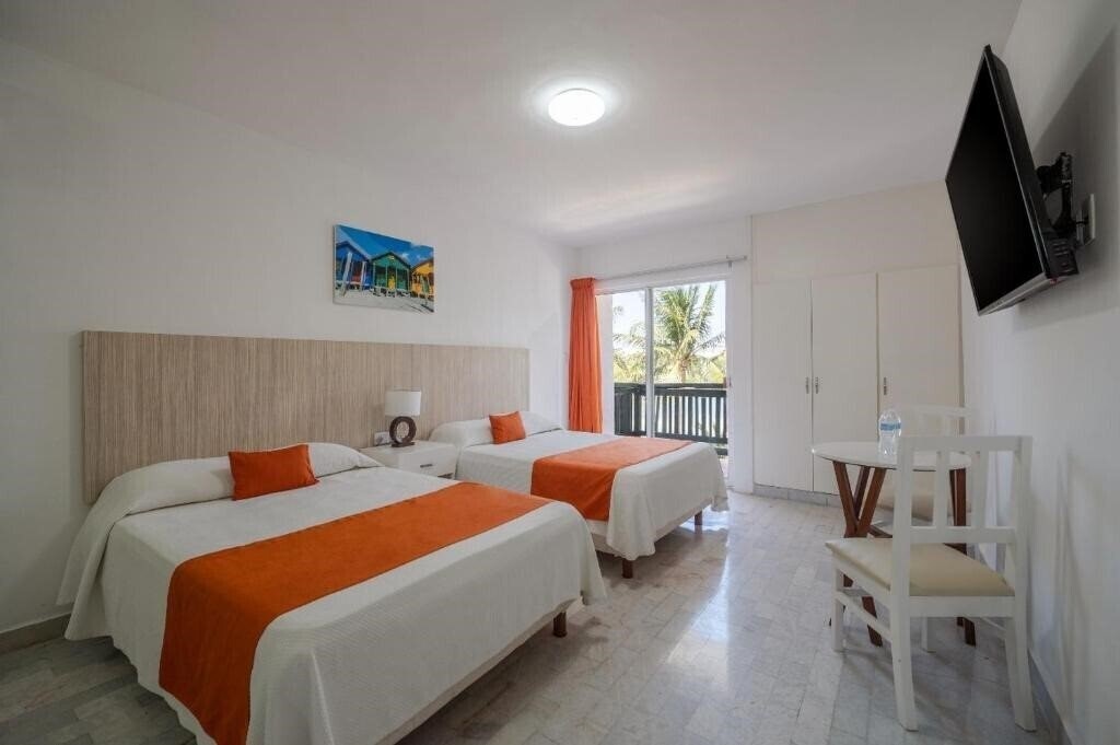 Zdjęcia Imperial Laguna Beach House By Faranda 3*