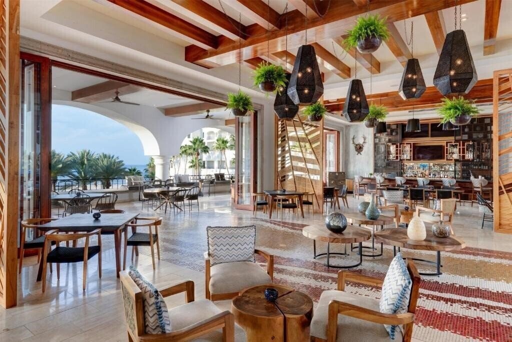 Фотографія Hilton Los Cabos Beach & Golf Resort 4*