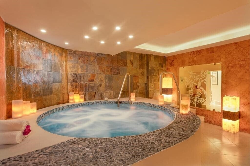 Zdjęcie Royal Solaris 4*