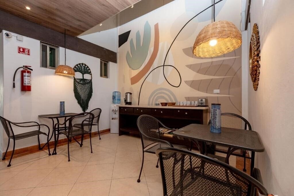 Фотографія Hotel Kinich 3*