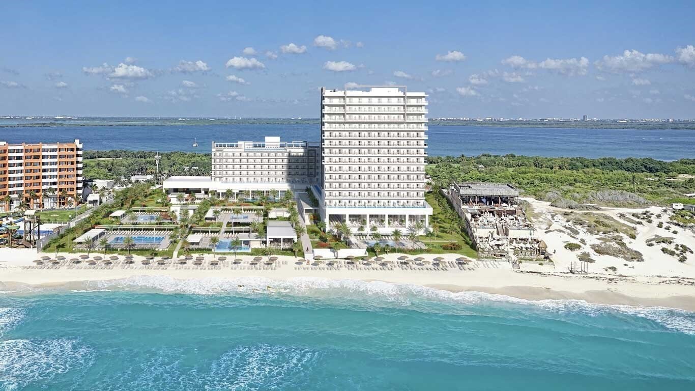 Отель Riu Ventura 5*