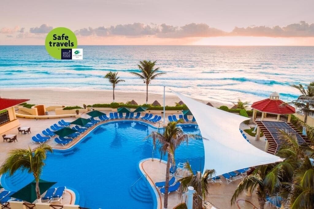 Hotel GR Solaris Cancun 4*