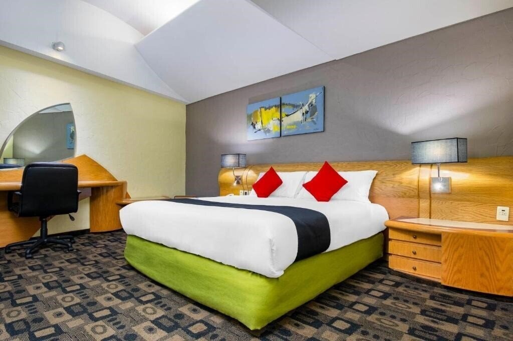 Готель Hotel Mandarin Carton 4*