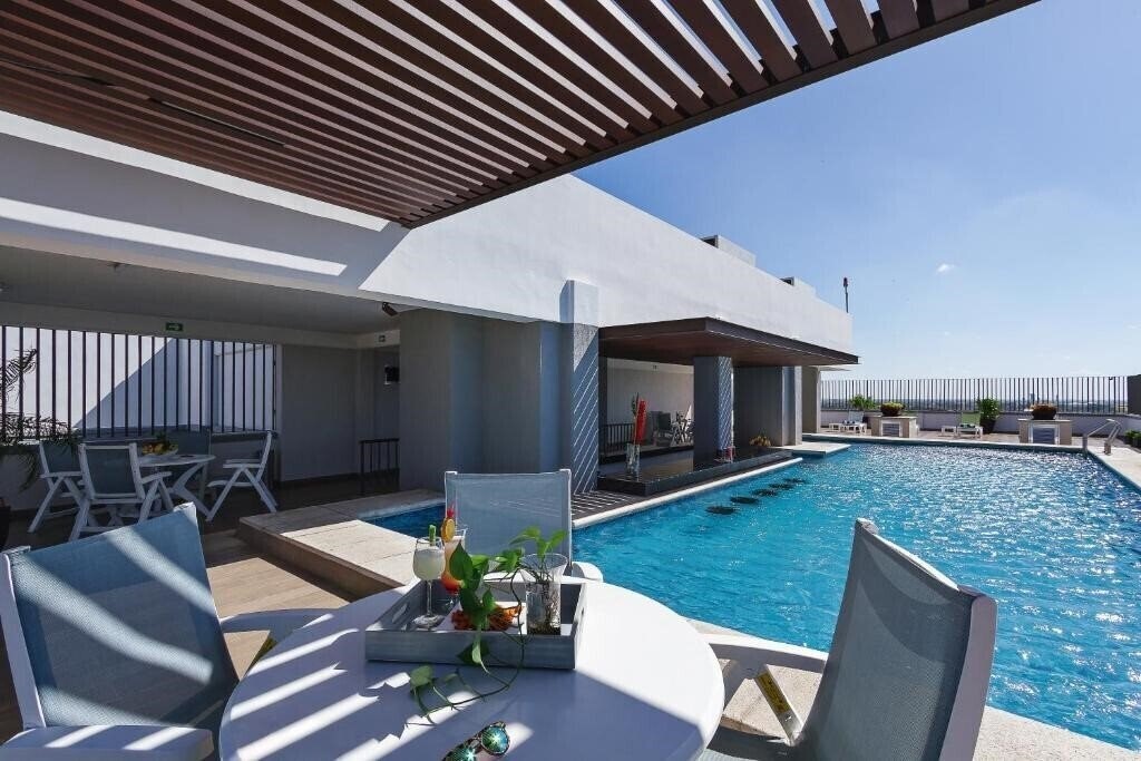 Obraz El Conquistador Del Paseo De Montejo 5*