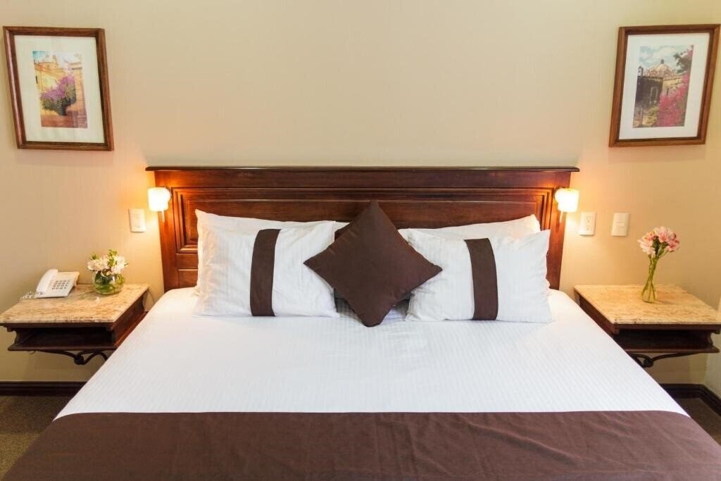 Zdjęcia Mision Catedral Morelia 3*