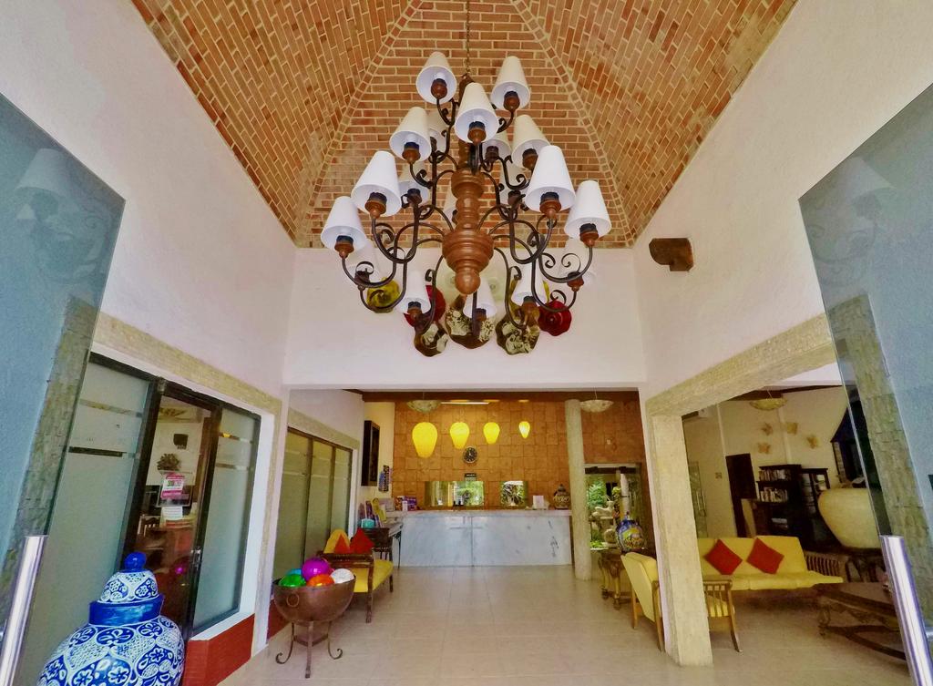 Готель Las Golondrinas Pension 3*