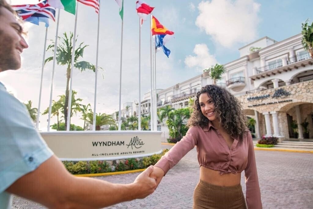 Картинка Wyndham Alltra Playa Del Carmen 4*