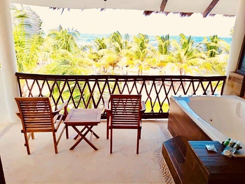 Фото Hotel Cabanas Los Lirios Tulum 3*