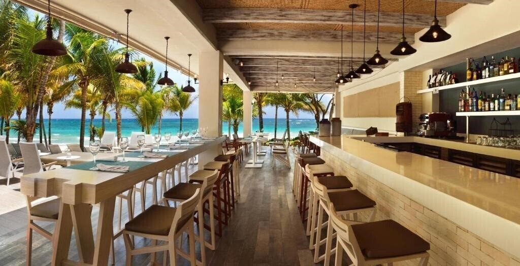 Hotel Catalonia Royal Tulum 5*