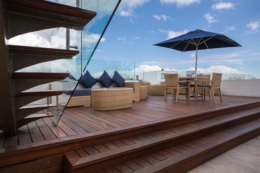 Zdjęcie Anah Suites 4*