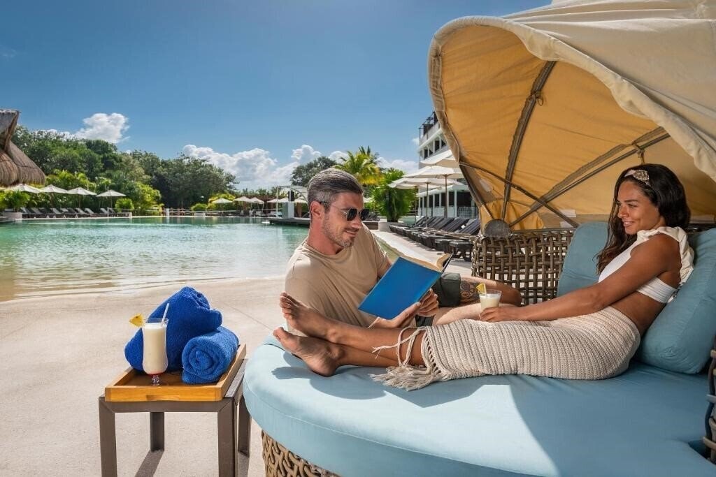 Готель Ocean Riviera Paradise El Beso 5*