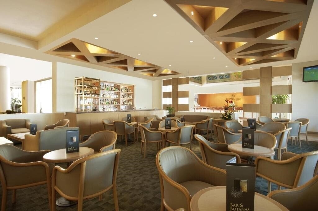 Фотография Fiesta Inn Hermosillo 4*