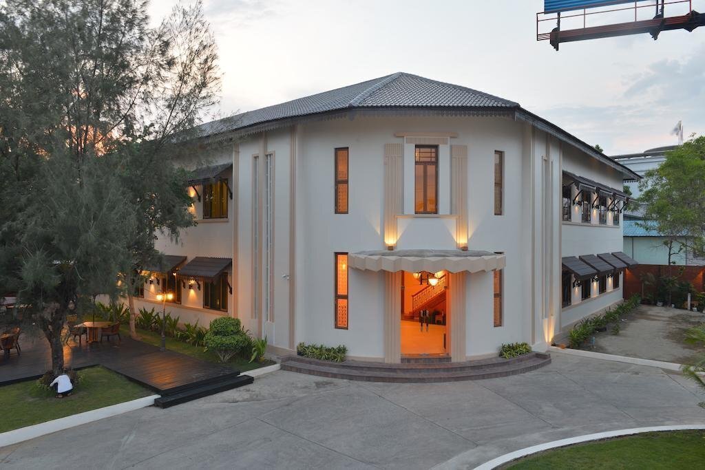 Hotel Amazing Mandalay 3*