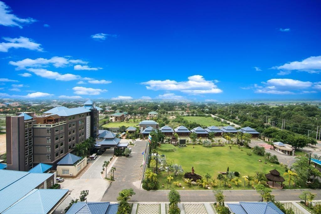 Hotel Hotel Shwe Pyi Thar 4*