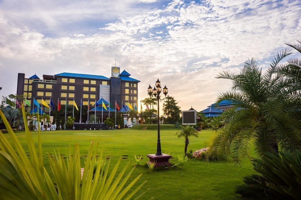 Obraz Hotel Shwe Pyi Thar 4*