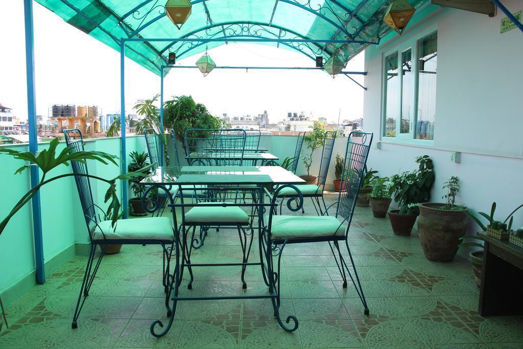 Картинка Backyard Hotel 2*