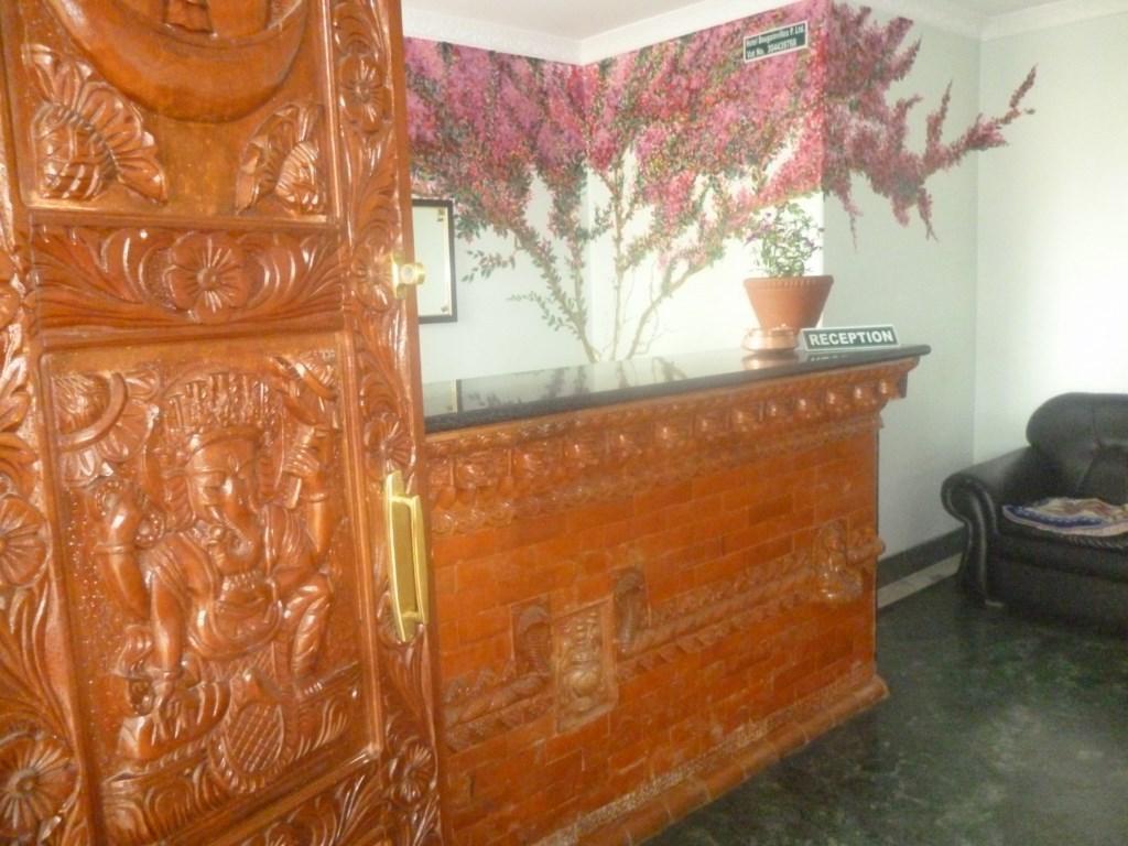 Отель Bougainvillea 3*