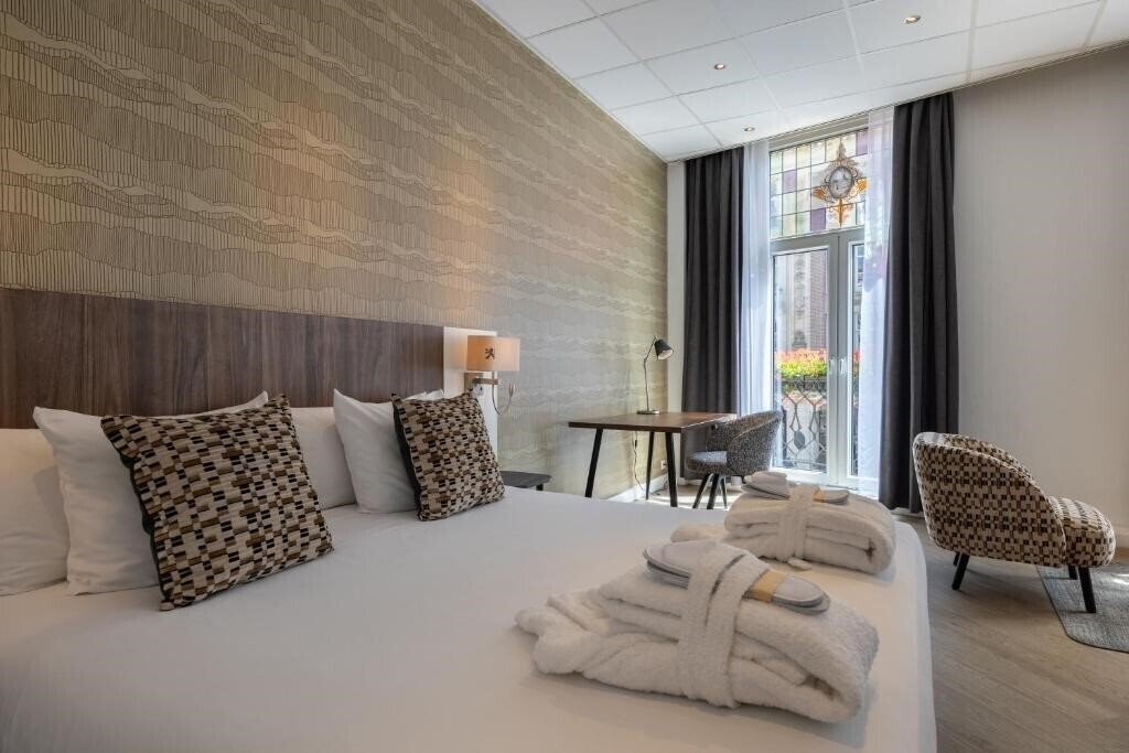 Zdjęcie Amsterdam De Roode Leeuw 4*