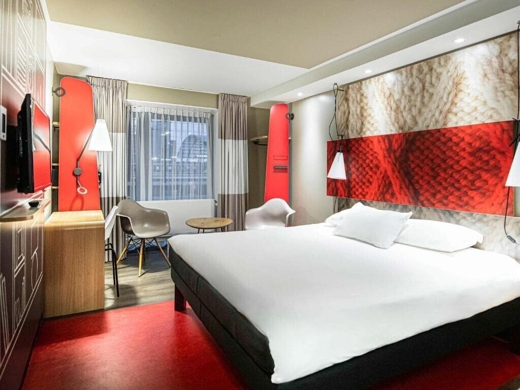 Фото Ibis Amsterdam Centre 3*