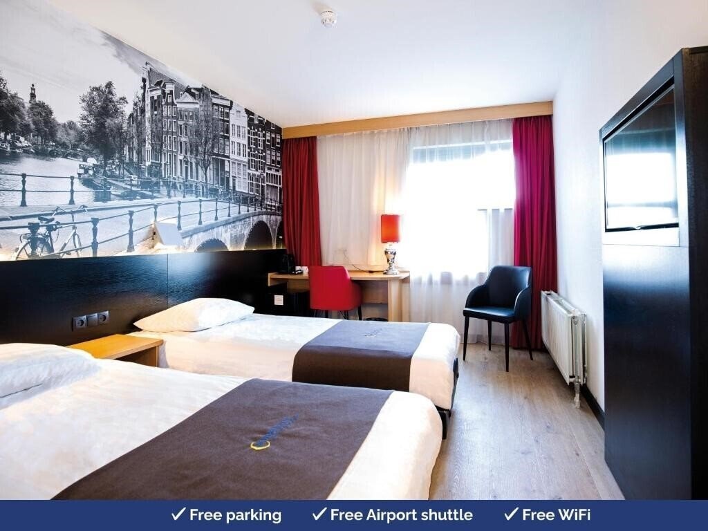 Hotel Bastion Schiphol Hoofddorp 3*