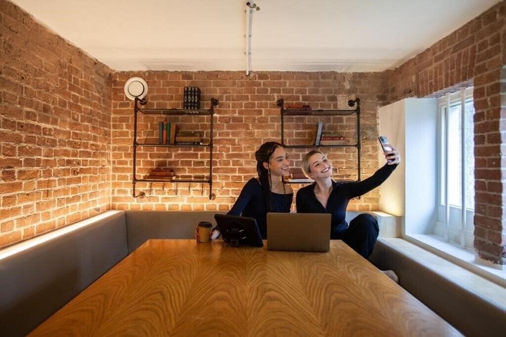 Zdjęcie Generator Amsterdam 1*