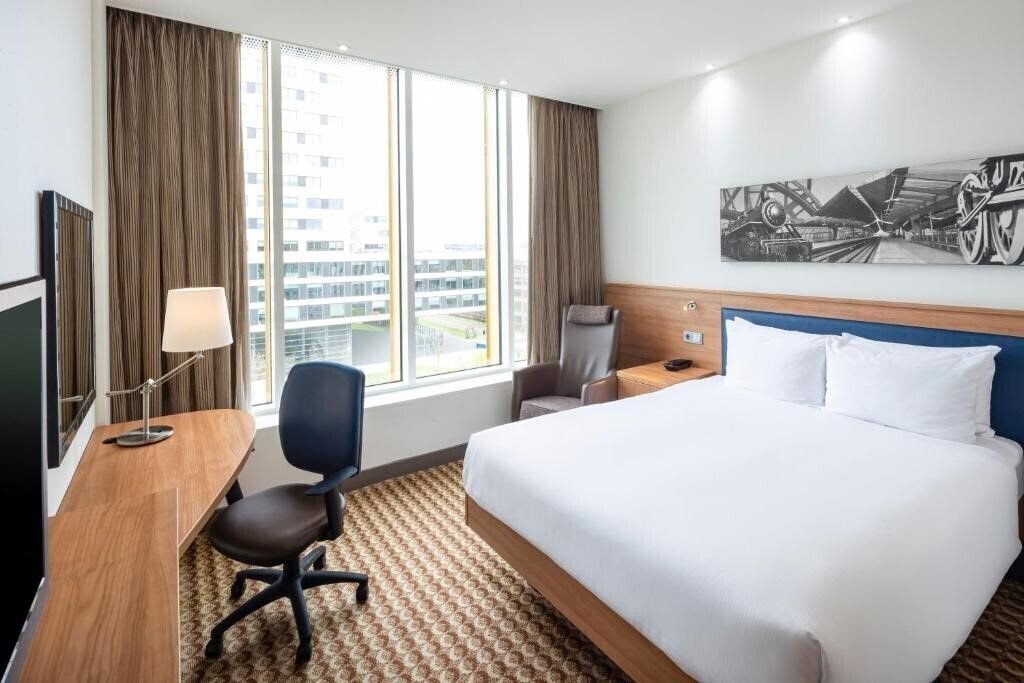 Zdjęcia Hampton By Hilton Amsterdam Airport Schiphol 3*