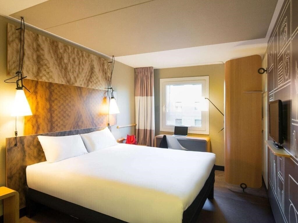 Zdjęcie Ibis Amsterdam Centre Stopera 3*