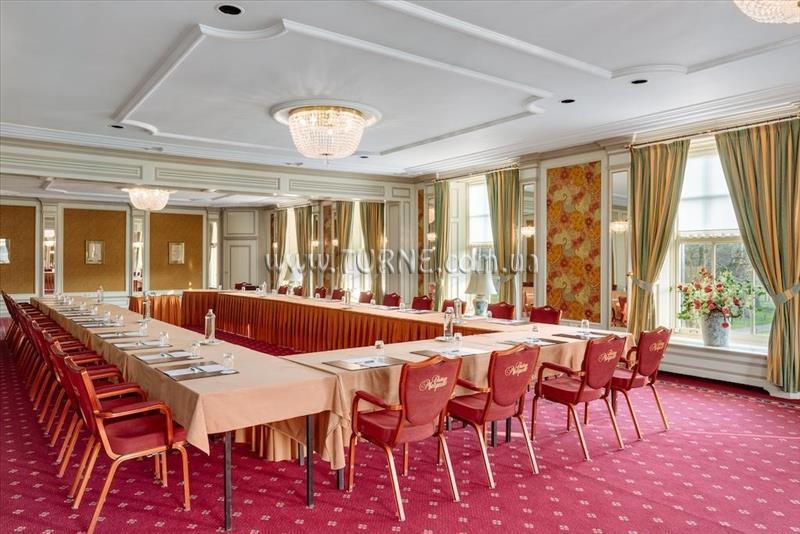 Фотографія NH Marquette 4*