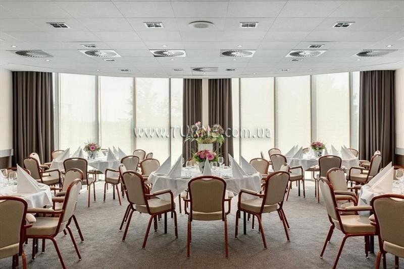 Зображення NH Schiphol Airport 4*