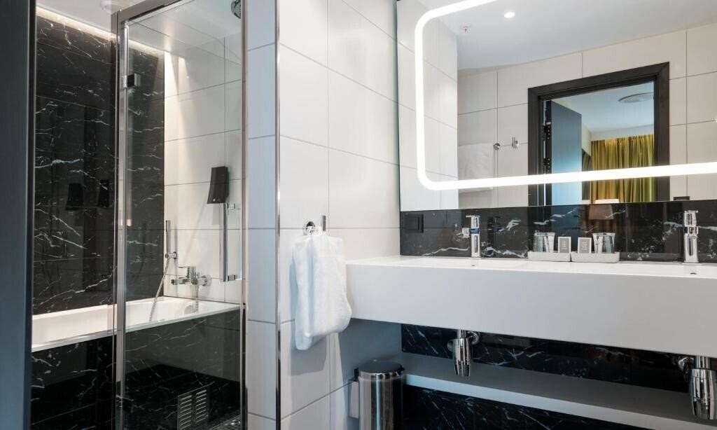 Фотографія Thon Hotel Bergen Brygge 4*