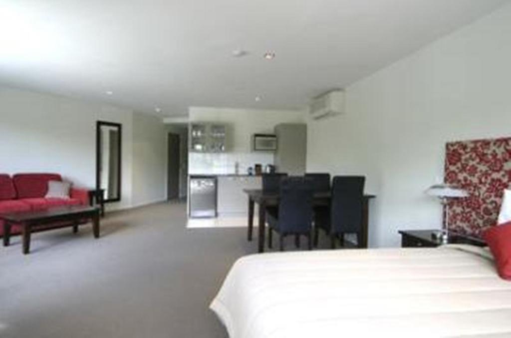 Zdjęcia Parkview On Hagley 4*