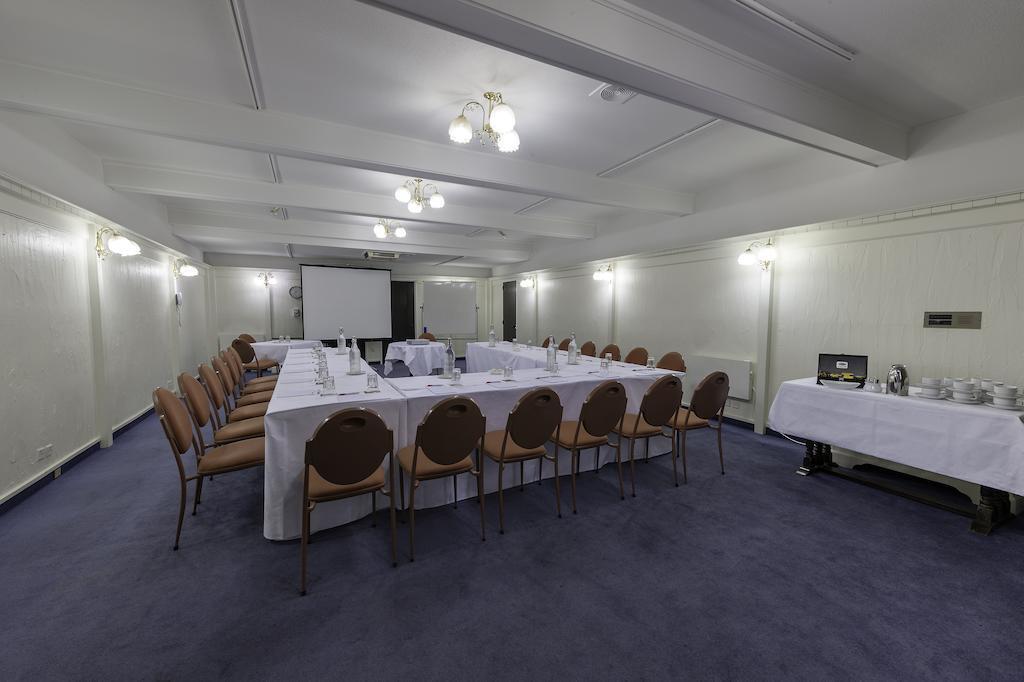 Фото Heartland Hotel Cotswold 3*