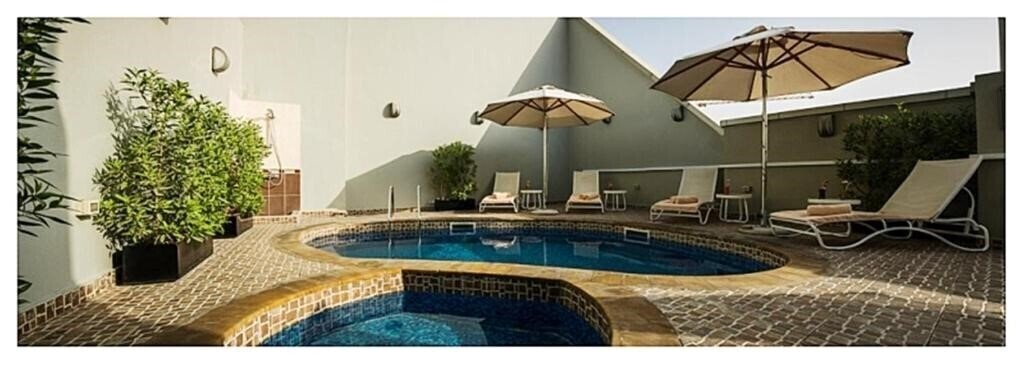 Зображення Executive Suites (ex. Executive Suites Abu Dhabi, Executive Suites by Mourouj, V Continents Executive Suites) 4*