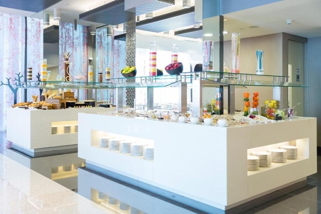 Зображення Adagio Abu Dhabi Al Bustan апартаменты