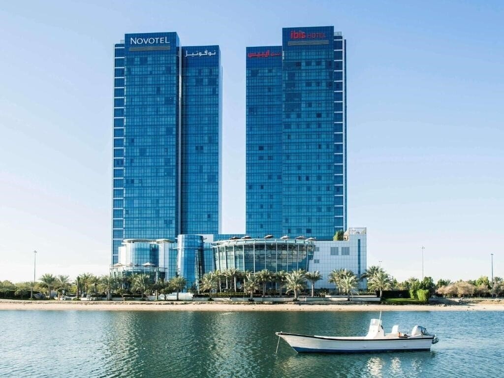 Hotel Novotel Abu Dhabi Gate 4*