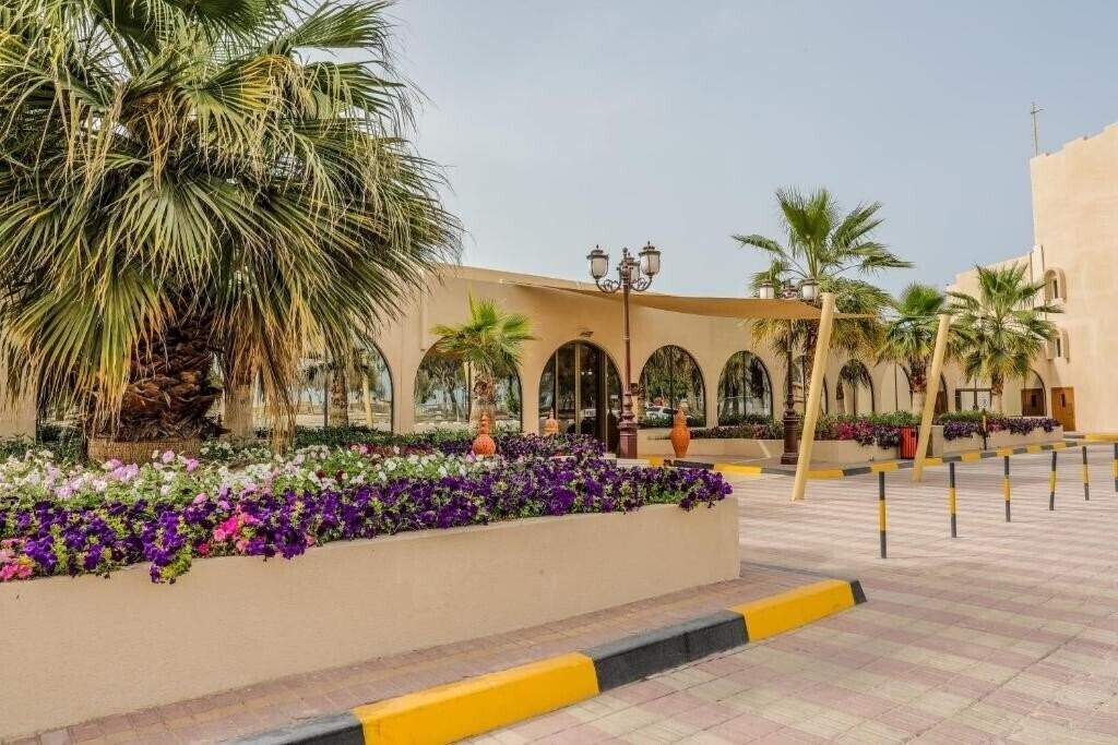 Зображення Dhafra Beach Hotel 3*