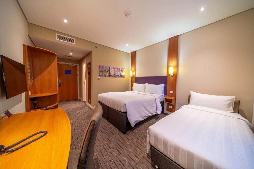 Zdjęcia Premier Inn Abu Dhabi Capital Centre 3*